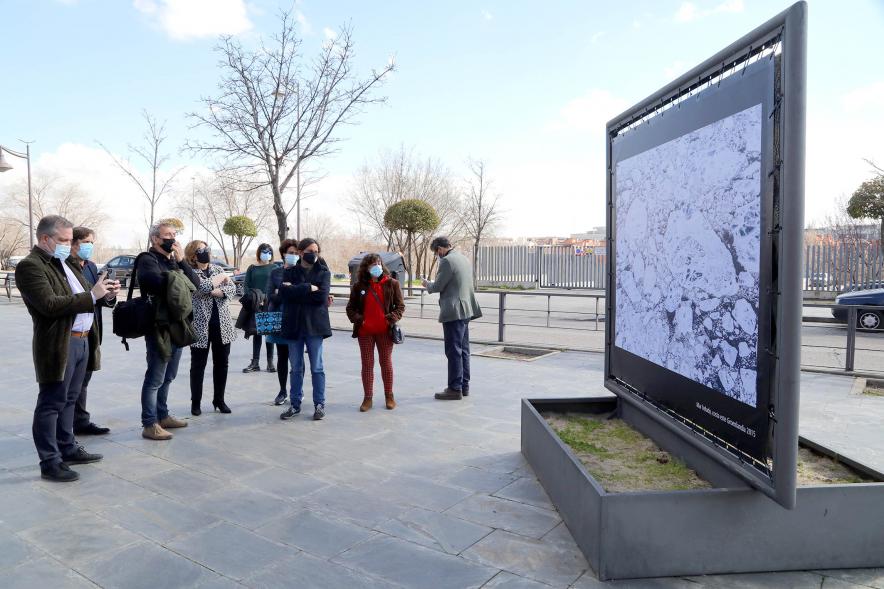 Representación del consistorio en la Inauguración Exposición de Fernando Moleres