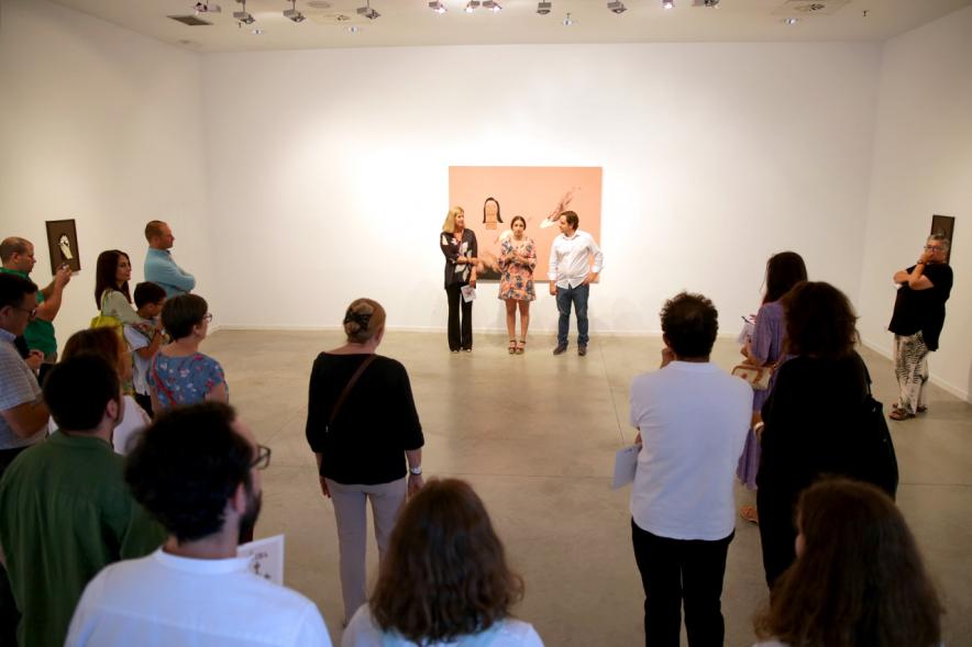 Estefanía Martín Sáenz en la Inauguración. Exposición de Mascaras en Centro de Arte - 2019