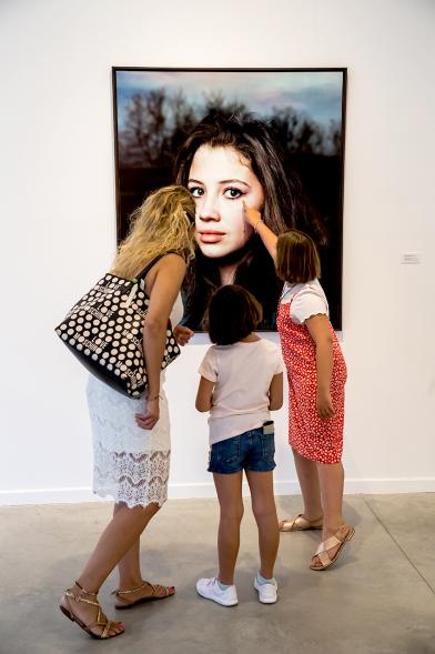 Asistentes a la exposición. 