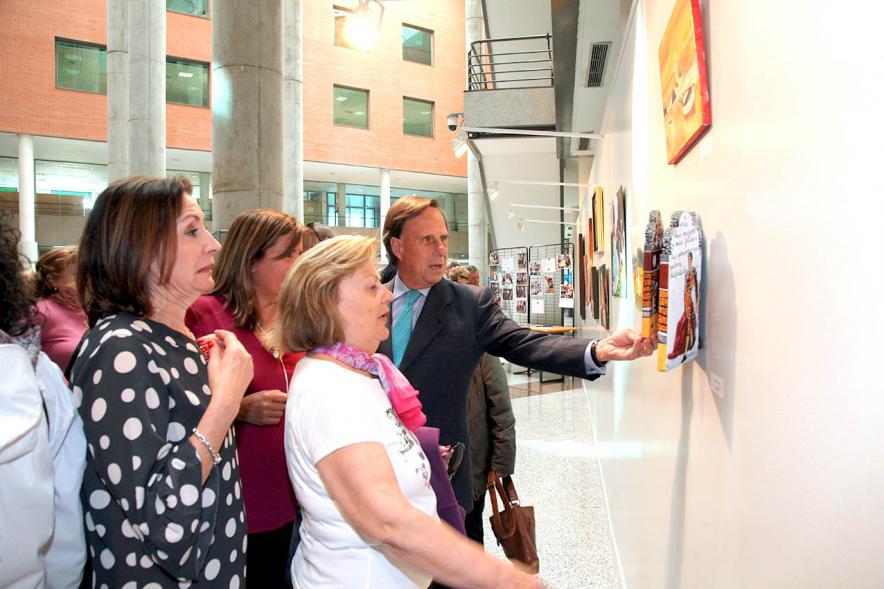 Inauguración Exposición Pintura y Dibujo en Patio de Encuentros.