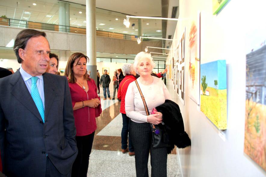 Inauguración Exposición Pintura y Dibujo en Patio de Encuentros