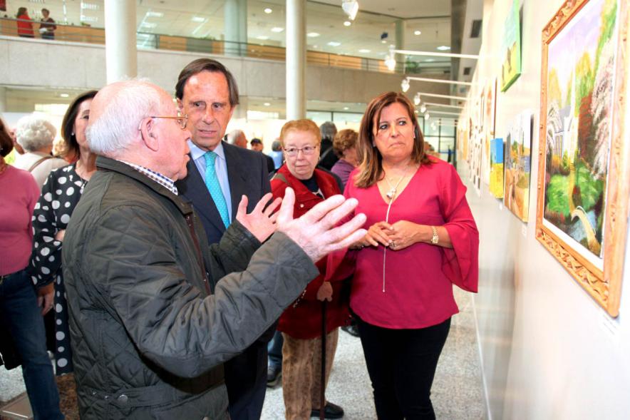 Alcalde Ignacio de Vinuesa, junto a los artistas participantes.