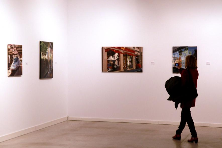 Visitantes en la inauguración 