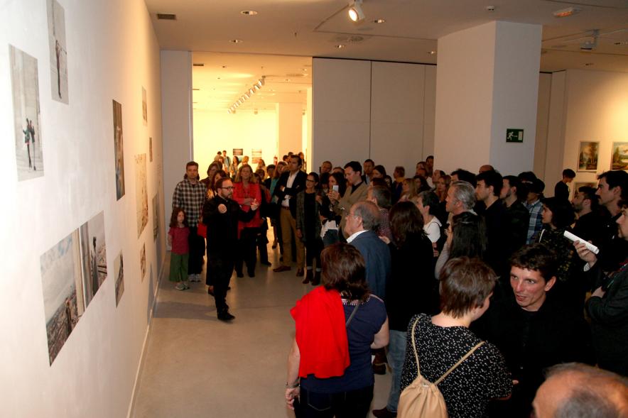 Inauguración Exposiciones de Iñaki Gonzalo "Gradiente" y Eduardo Nave "Like" en el Centro de Arte -  El autor  comenta.