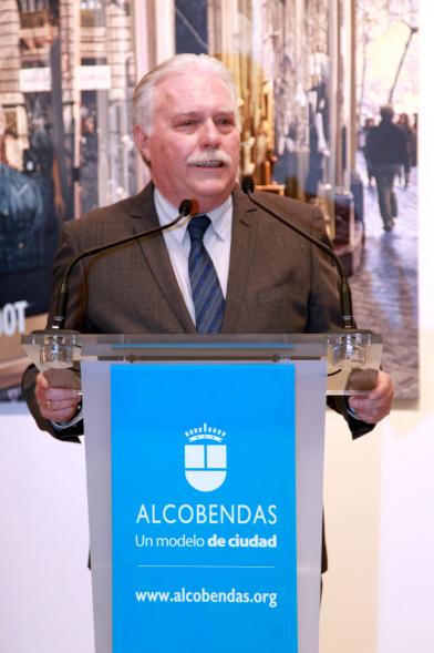 Inauguración de las Exposiciones de Fernando Herraiz y José Miguel Palacio -  El autor.