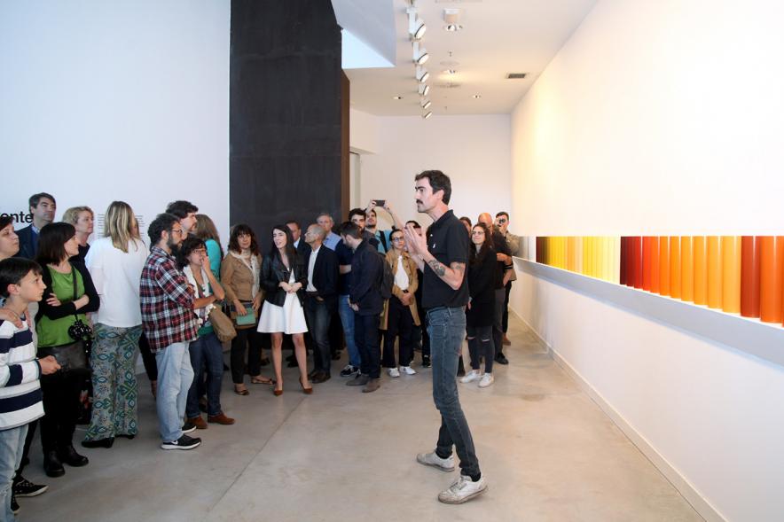 Inauguración Exposiciones de Iñaki Gonzalo "Gradiente" y Eduardo Nave "Like" en el Centro de Arte -  El autor  comenta.