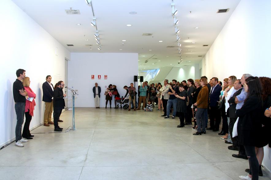 Inauguración Exposiciones de Iñaki Gonzalo "Gradiente" y Eduardo Nave "Like" en el Centro de Arte - Disertacion del autor.