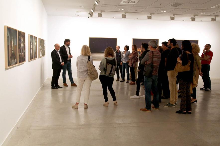 Visitantes en la muestra. Inauguración Exposiciones "Nudos - Topología de la Memoria" y "Solovki" – 2019