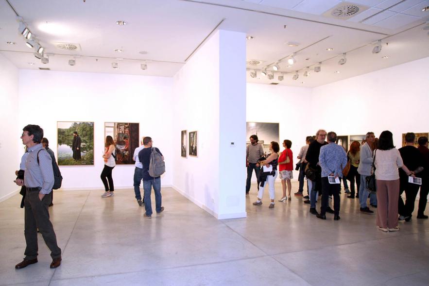 Visitantes en la exposición. Inauguración Exposiciones "Nudos - Topología de la Memoria" y "Solovki" – 2019