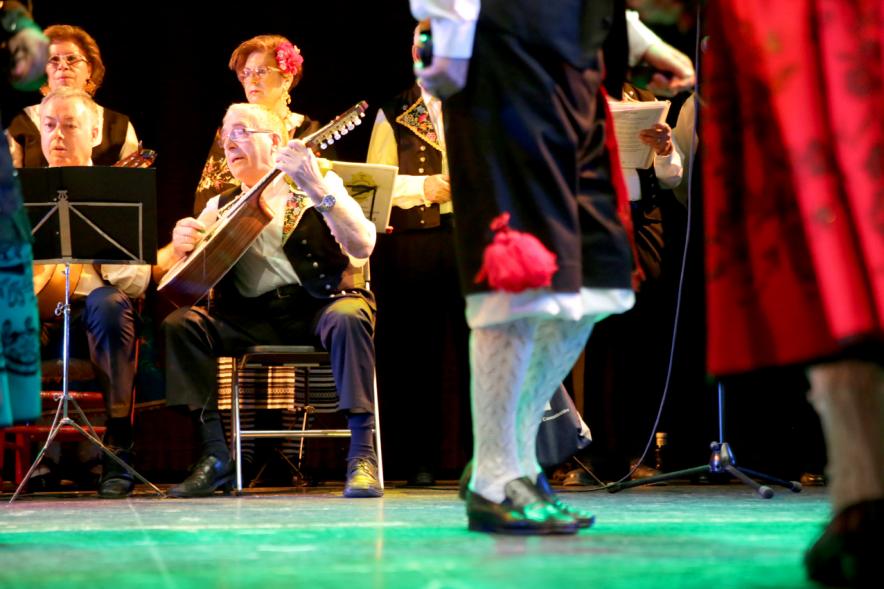 Actuación baile día de Extremadura 2018 Detalle pies