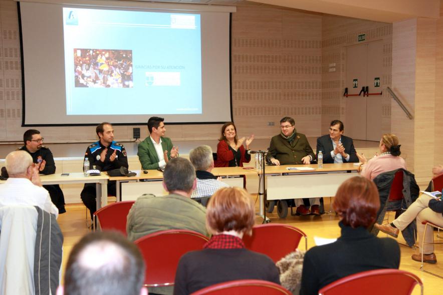 Entrega por parte de FAMMA del galardón Cabalgata Accesible -  Panorámica del acto.
