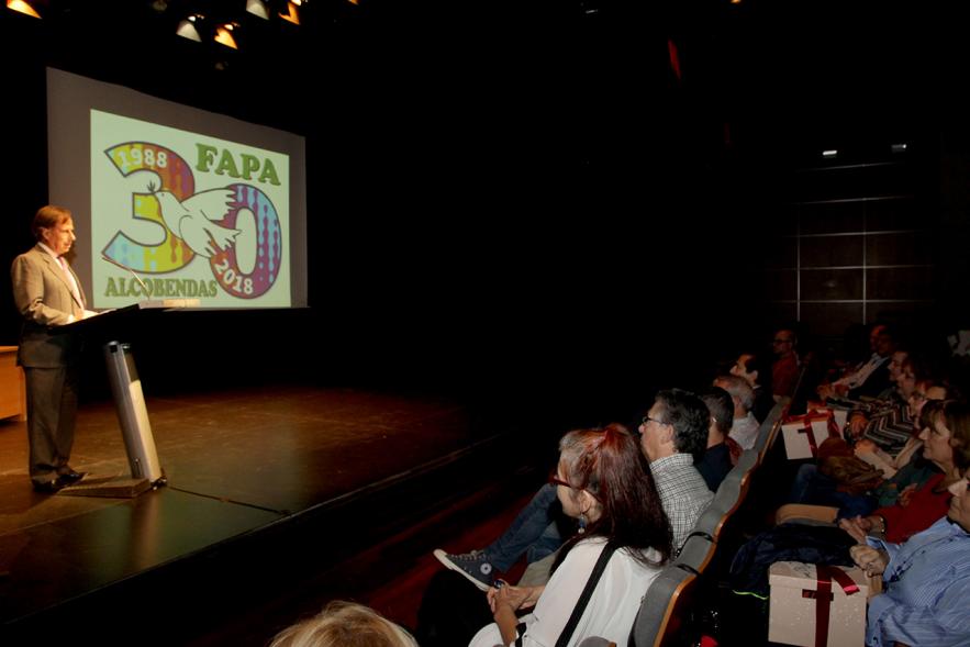 Alcalde  García de Vinuesa en la Gala 30 Aniversario de la FAPA  - 2018