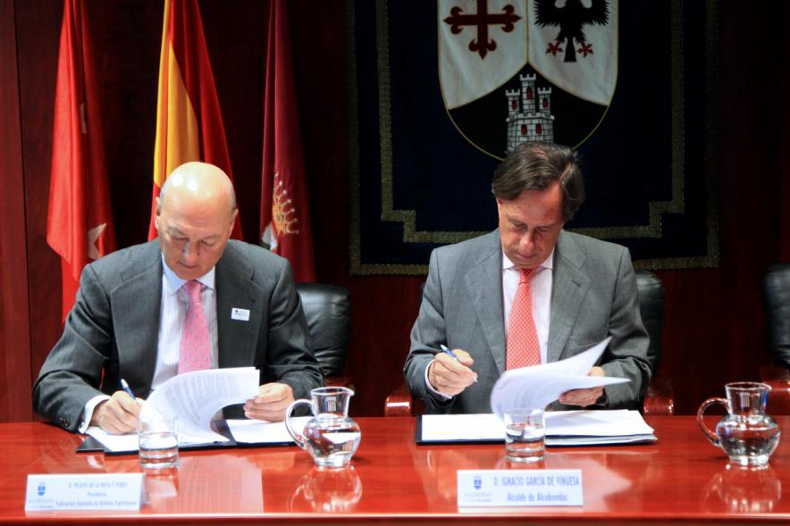 Momento de la firma