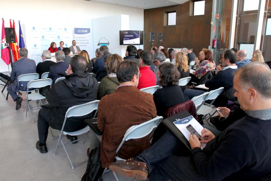 Encuentro de Responsables de Mancomunidades de Municipios FEMP - Imagen del salón donde se celebra el acto.