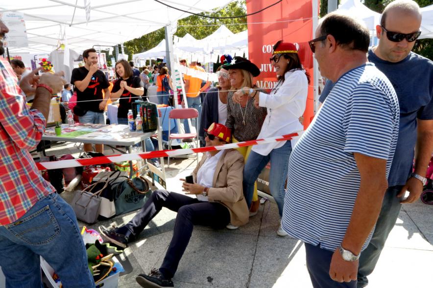 Feria de Las Asociaciones 2016 - Imagen del público asistente.