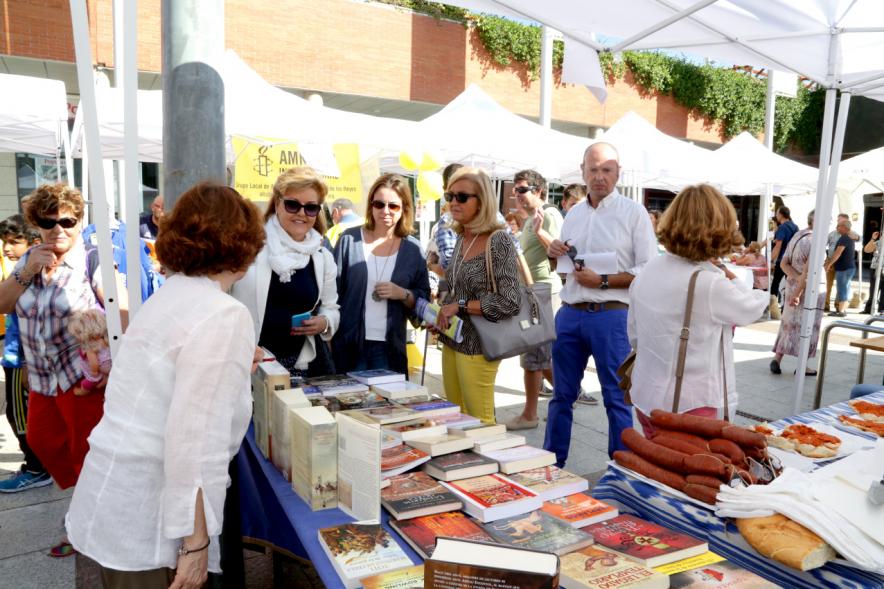 Feria de Las Asociaciones 2016 - Imagen del público asistente.