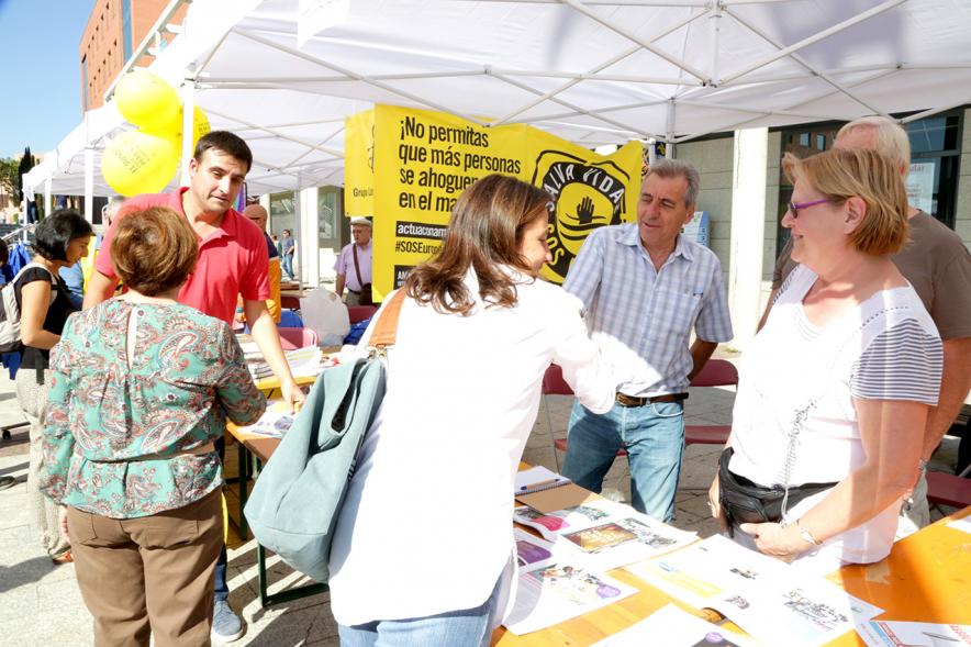 Feria de Las Asociaciones 2016 - Imagen del público asistente.