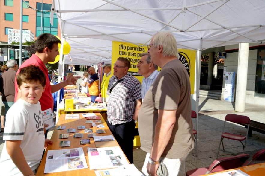 Feria de Las Asociaciones 2016 - Imagen del público asistente.