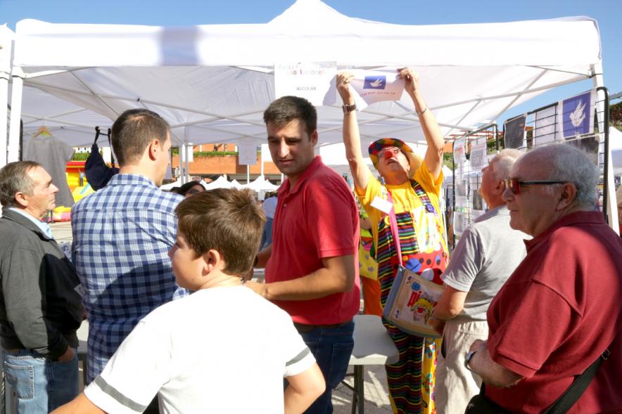 Feria de Las Asociaciones 2016 - Imagen del público asistente.