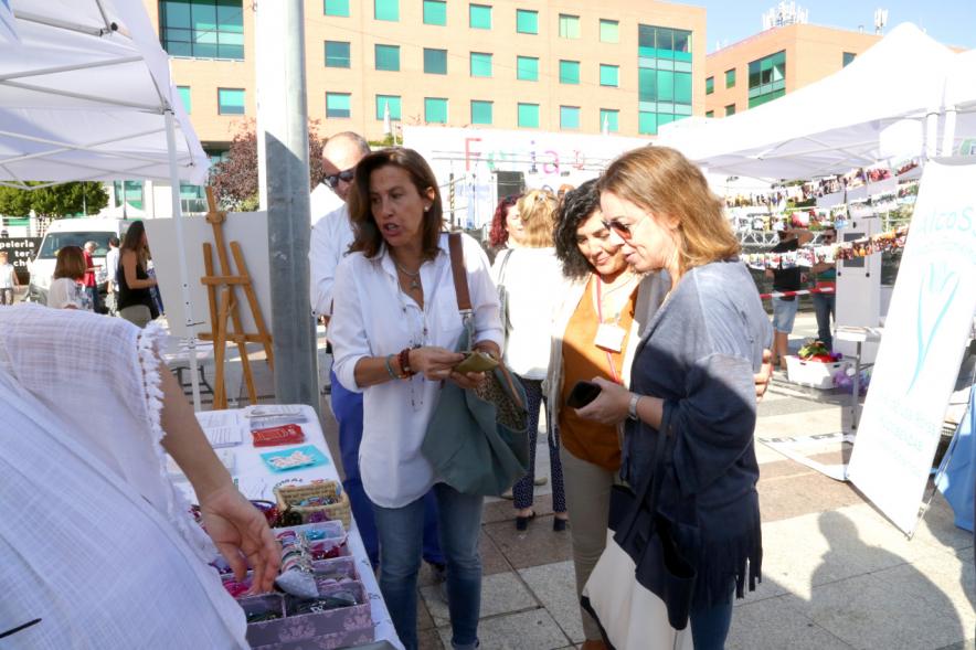 Feria de Las Asociaciones 2016 - Imagen del público asistente.
