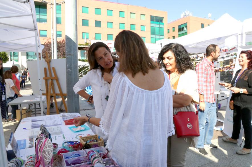 Feria de Las Asociaciones 2016 - Imagen del público asistente.