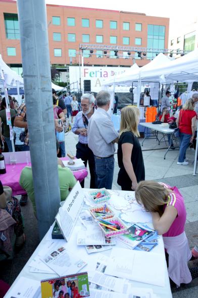 Feria de Las Asociaciones 2016 - Imagen de diferentes stands de la feria.