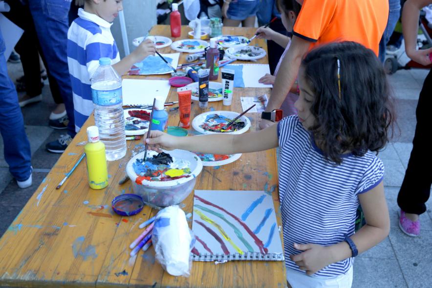 Feria de Las Asociaciones 2016 - Imagen de niños participando en la feria.