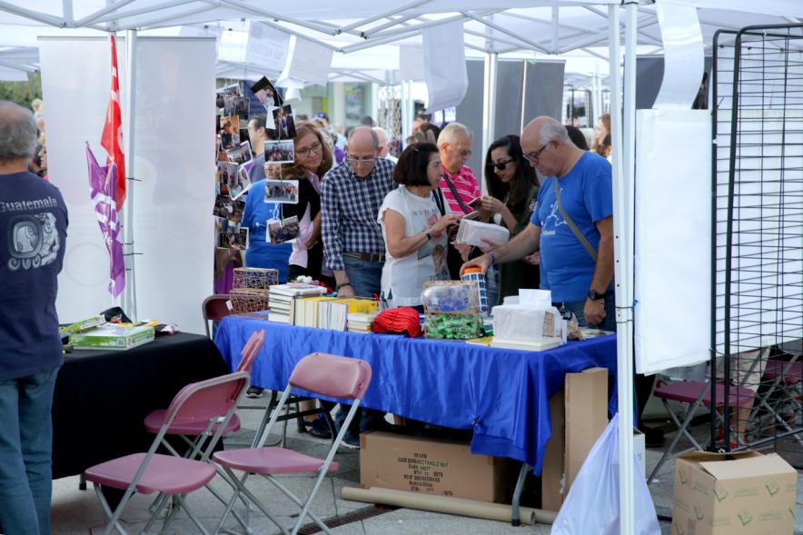 Feria de Las Asociaciones 2016 - Imagen del público asistente.