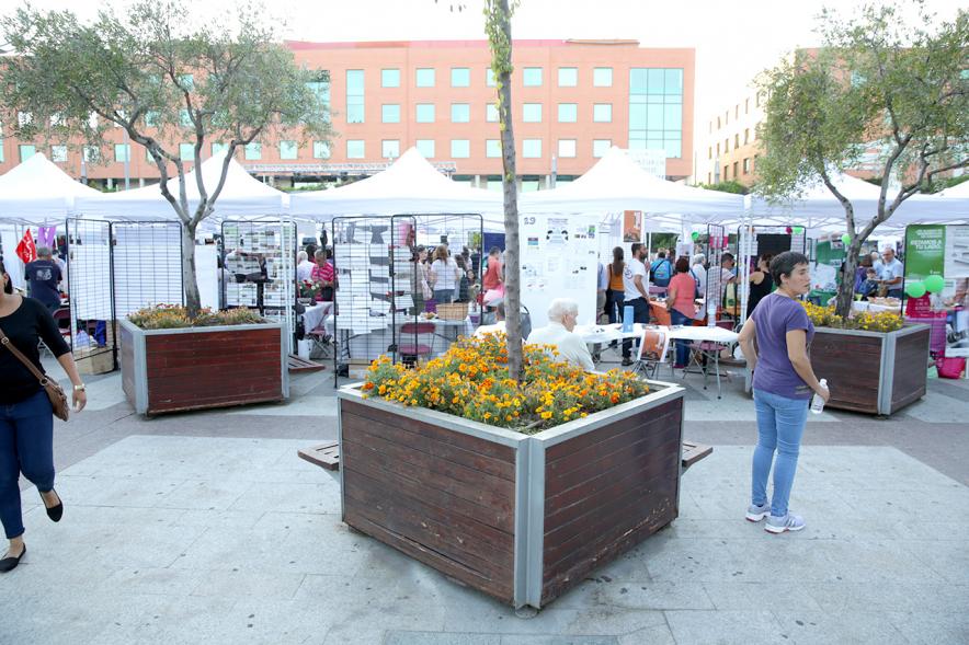Feria de Las Asociaciones 2016 - Imagen del público asistente.