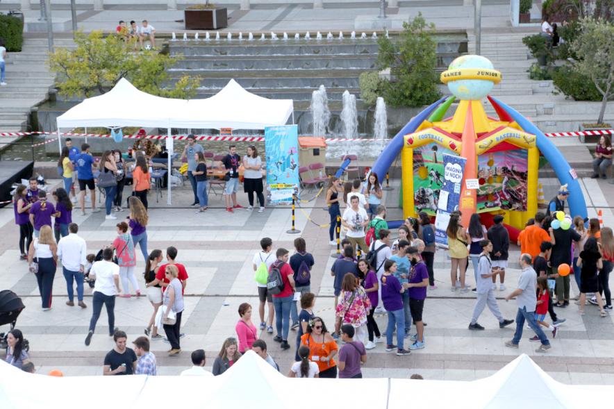 Feria Juvenil de Asociaciones - Cenital de la feria.