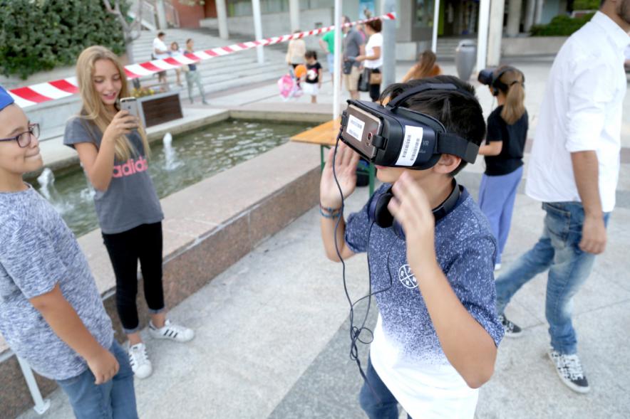 Feria Juvenil de Asociaciones - Realidad virtual de actividad.
