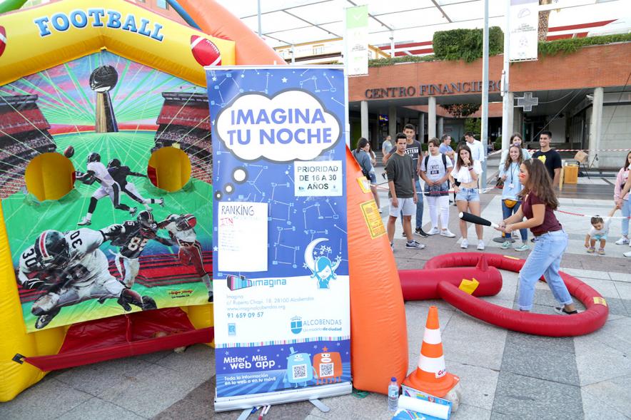 Feria Juvenil de Asociaciones - Carteles de actividades.