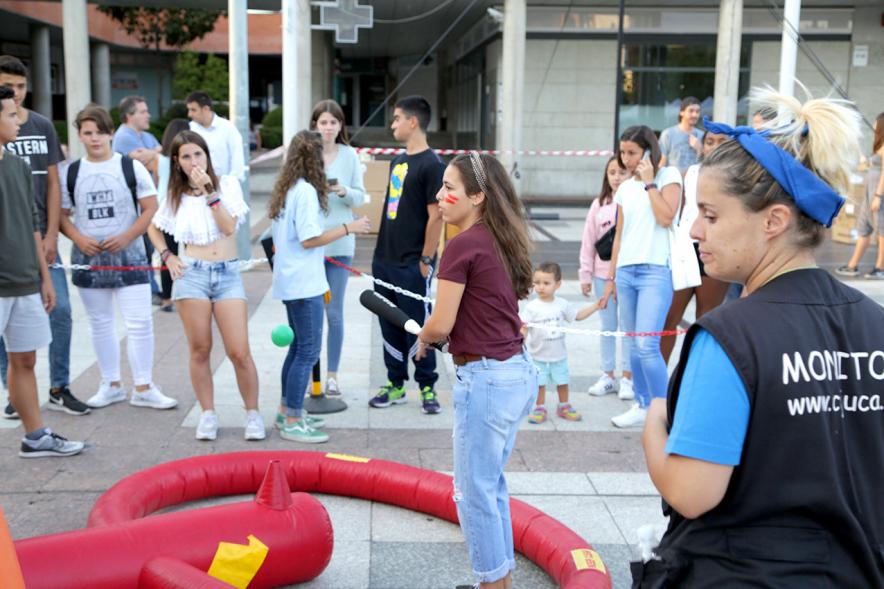 Feria Juvenil de Asociaciones - Monitores de la feria.