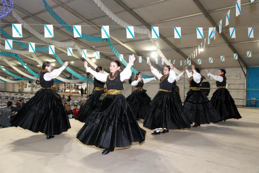Grupo Folclórico de Xuntanza. Inauguración Feria del Marisco 2017.