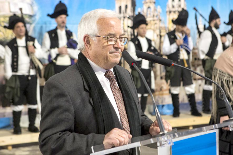 Ponent  en la Inauguración .