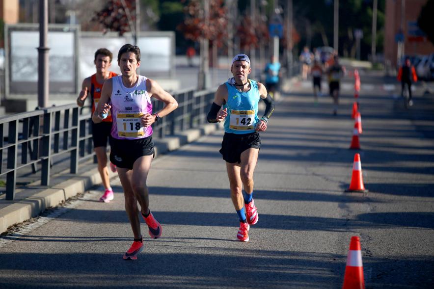 Fernando Carro Gana 10K con la Mejor Marca Española de la Historia en 10 Km -  Imagen de unos corredores en un momento de la carrera.