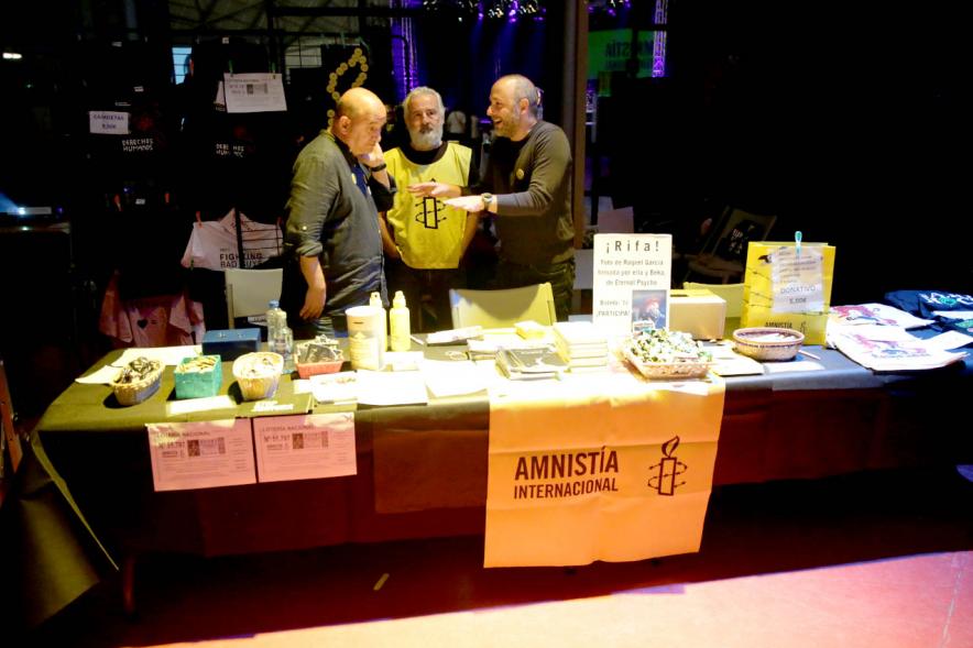 IIIer Festival de Música y Derechos Humanos-Valientes - Imagen de un stand montado en el festival.