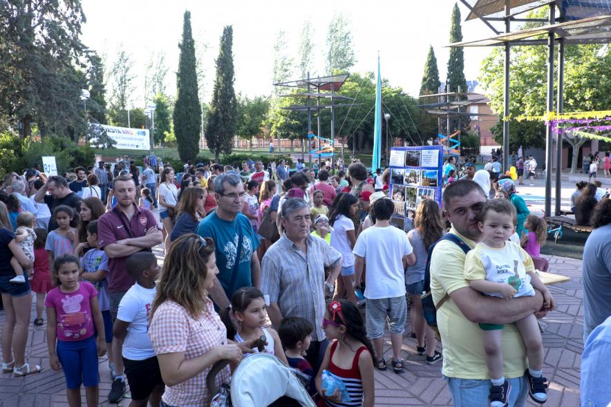 Fiesta Multicolor Arco Íris - Imagen de los participantes en el evento.
