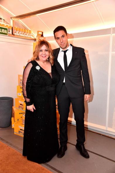 Posando en Yellow Cab