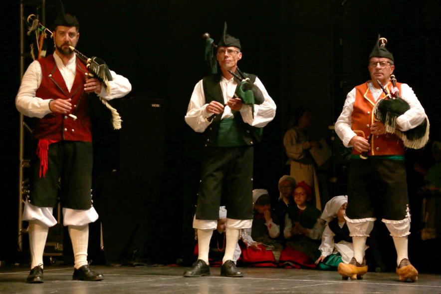 Gaiteros. Fiesta del Bollu 2019