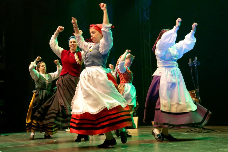 Baile típico. Fiesta del Bollu 2019 