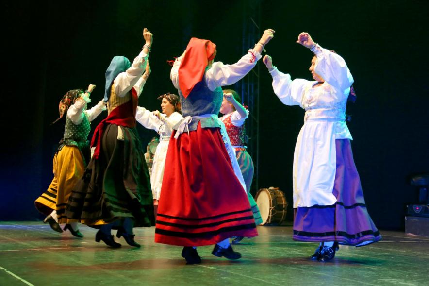 Baile típico. Fiesta del Bollu 2019