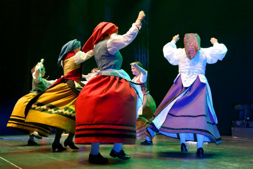 Baile típico. Fiesta del Bollu 2019 