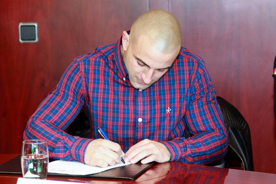 Representante de Policía Local durante la firma