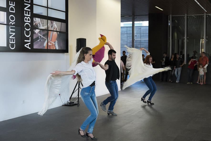 Flashmob en el Centro de Arte de Alcobendas -Bailarines.