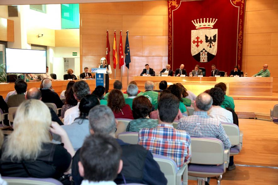 Ier Foro de la Vivienda Pública de Alcobendas - Imagen vista general de la sala donde se celebra el foro.