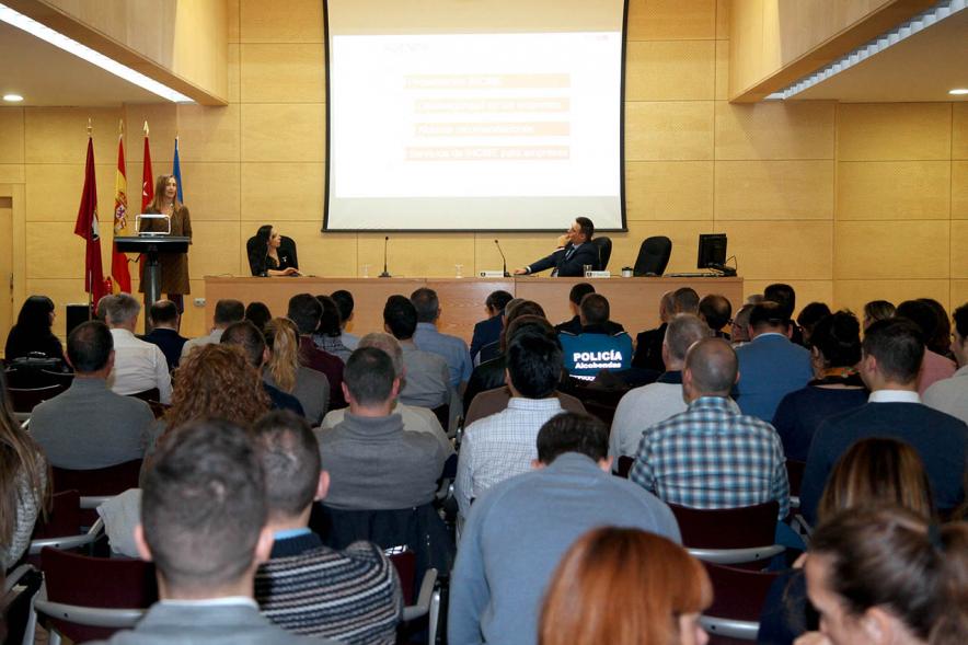 Inauguración IIIer Encuentro Anual de Investigación Privada - Imagen panorámica de la sala donde se celebra el encuentro.