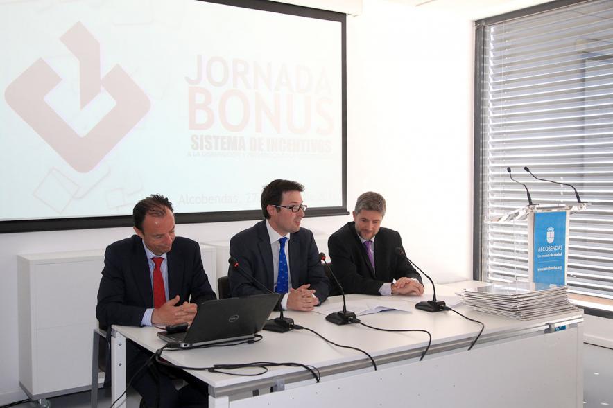 Jornada de Reconocimiento de FREMAP - Mesa de los ponentes.