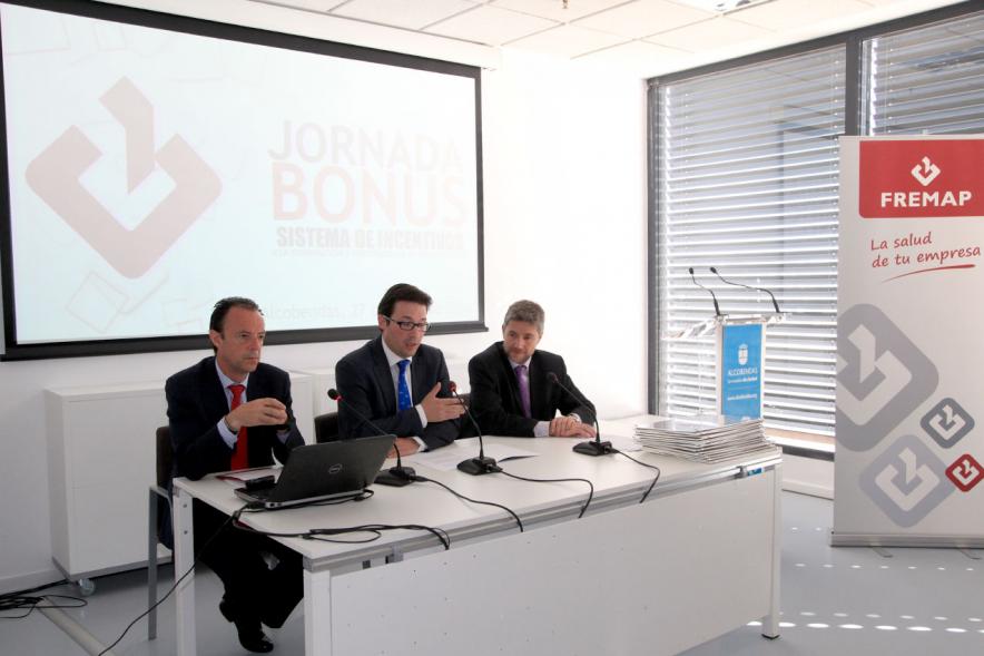 Jornada de Reconocimiento de FREMAP - Mesa de los ponentes.