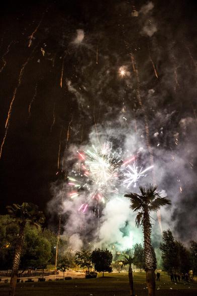 Detonaciones en el cielo nocturno